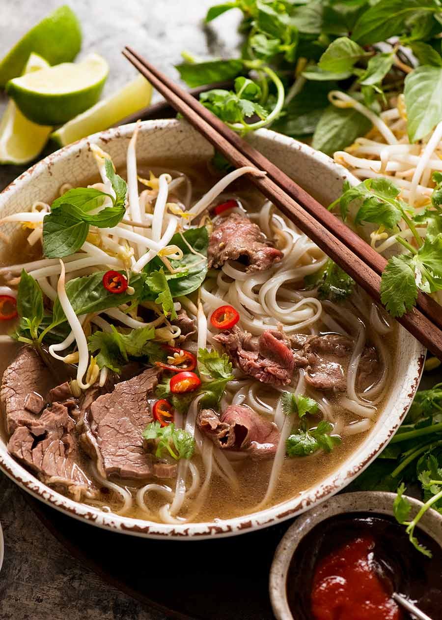 Pho Bo: Vietnamese Slow-Simmered Beef Noodle Soup