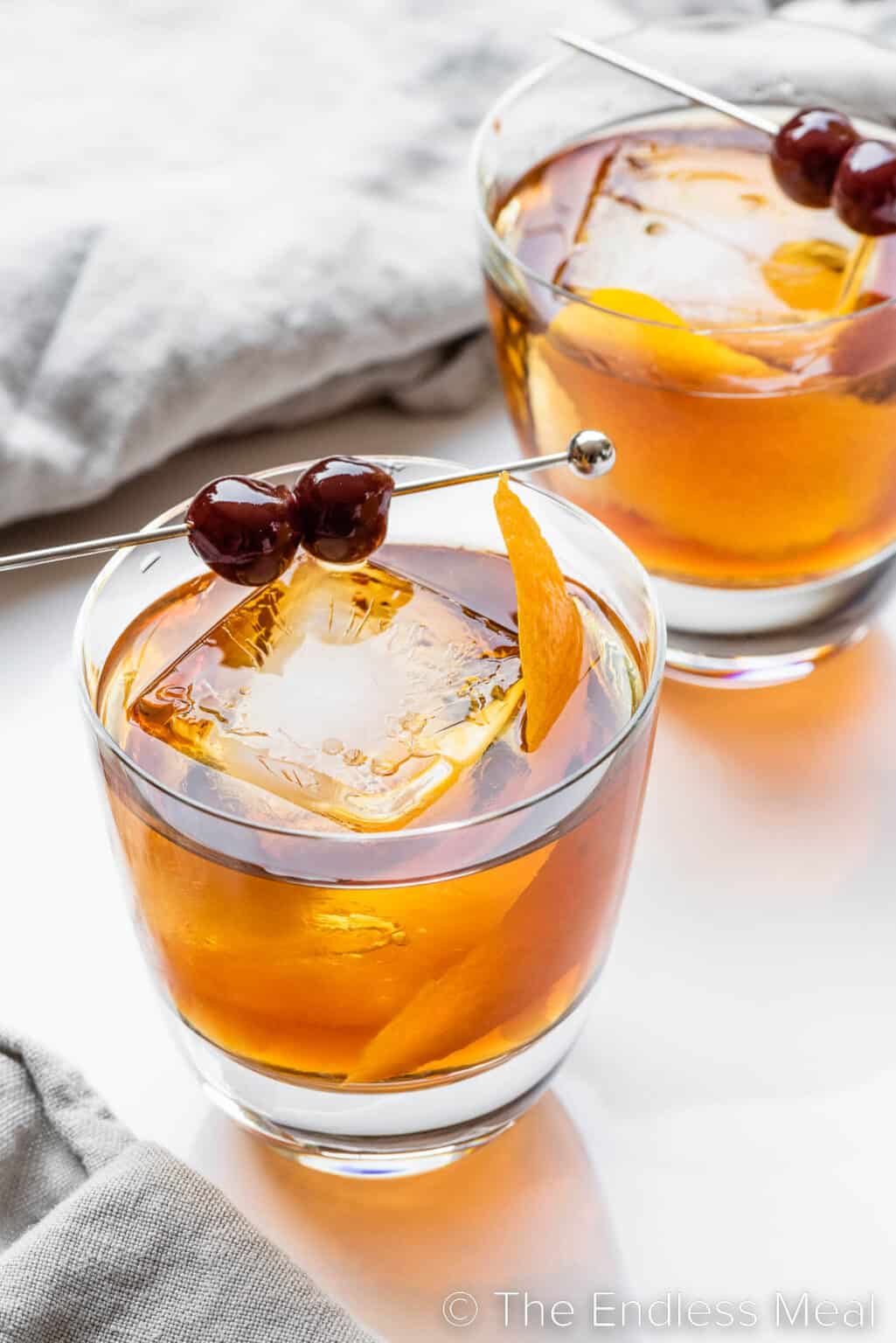 25 Fall Cocktails: Apple, Bourbon & Spiced Sipping Drinks for Sweater Weather