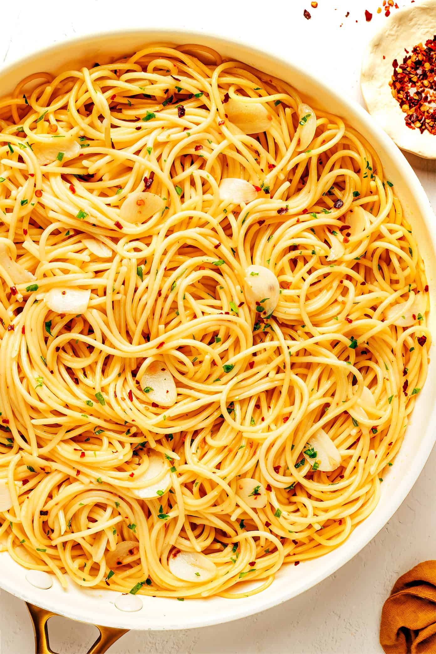 How to Cook with Garlic: 30+ Recipes + Complete Guide