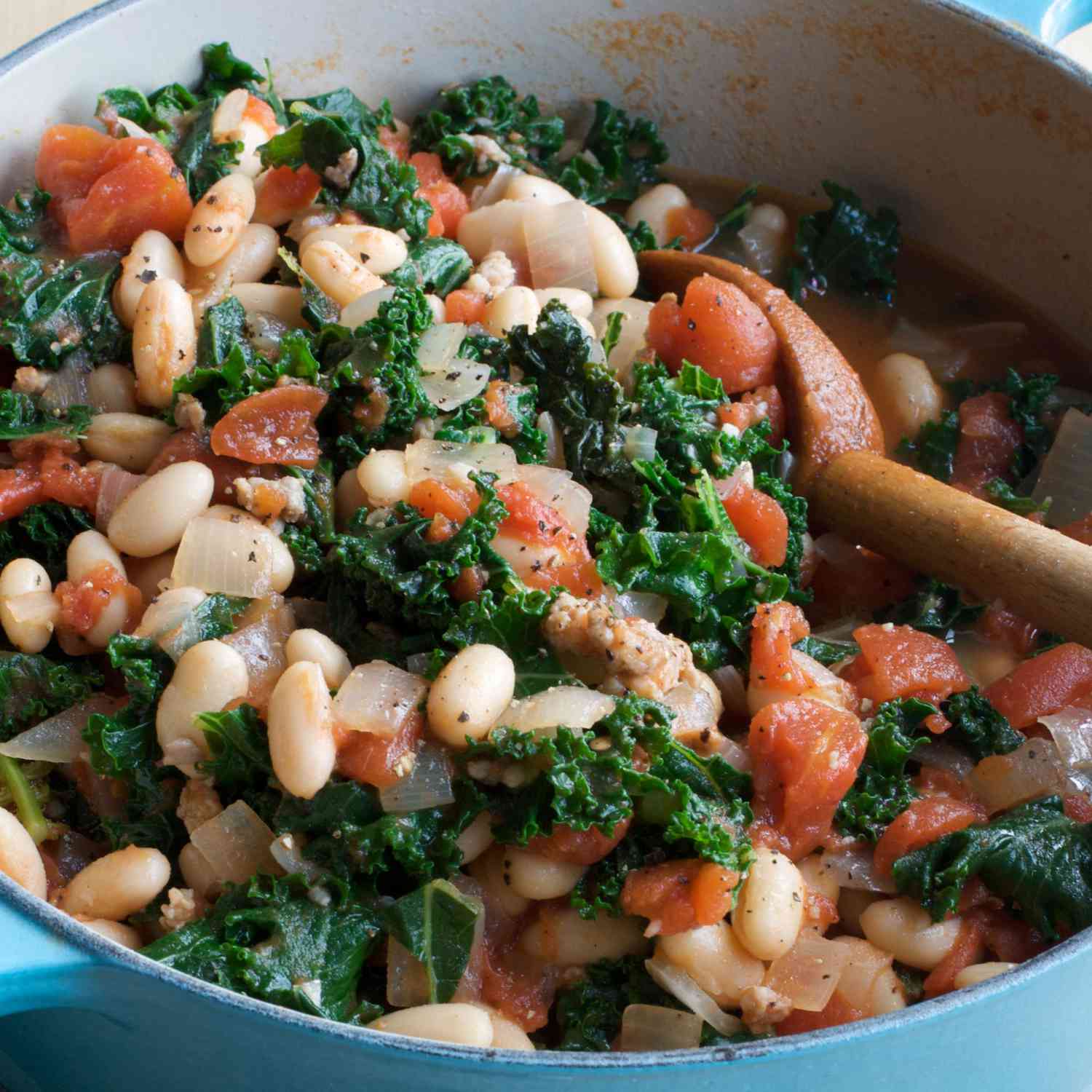 The Complete Anti-Inflammatory Diet Meal Plan: 50+ Recipes + Shopping List for 2026