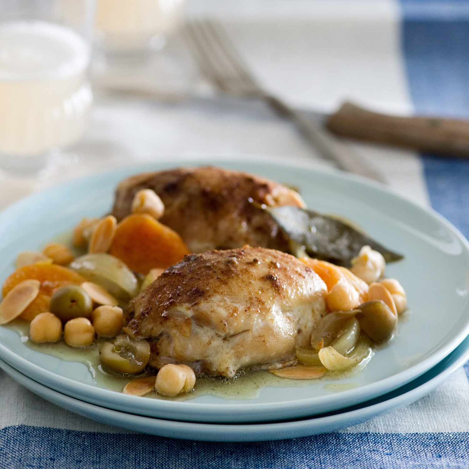 20 Moroccan Recipes: Tagines, Couscous & Harissa-Spiced Weeknight Bowls