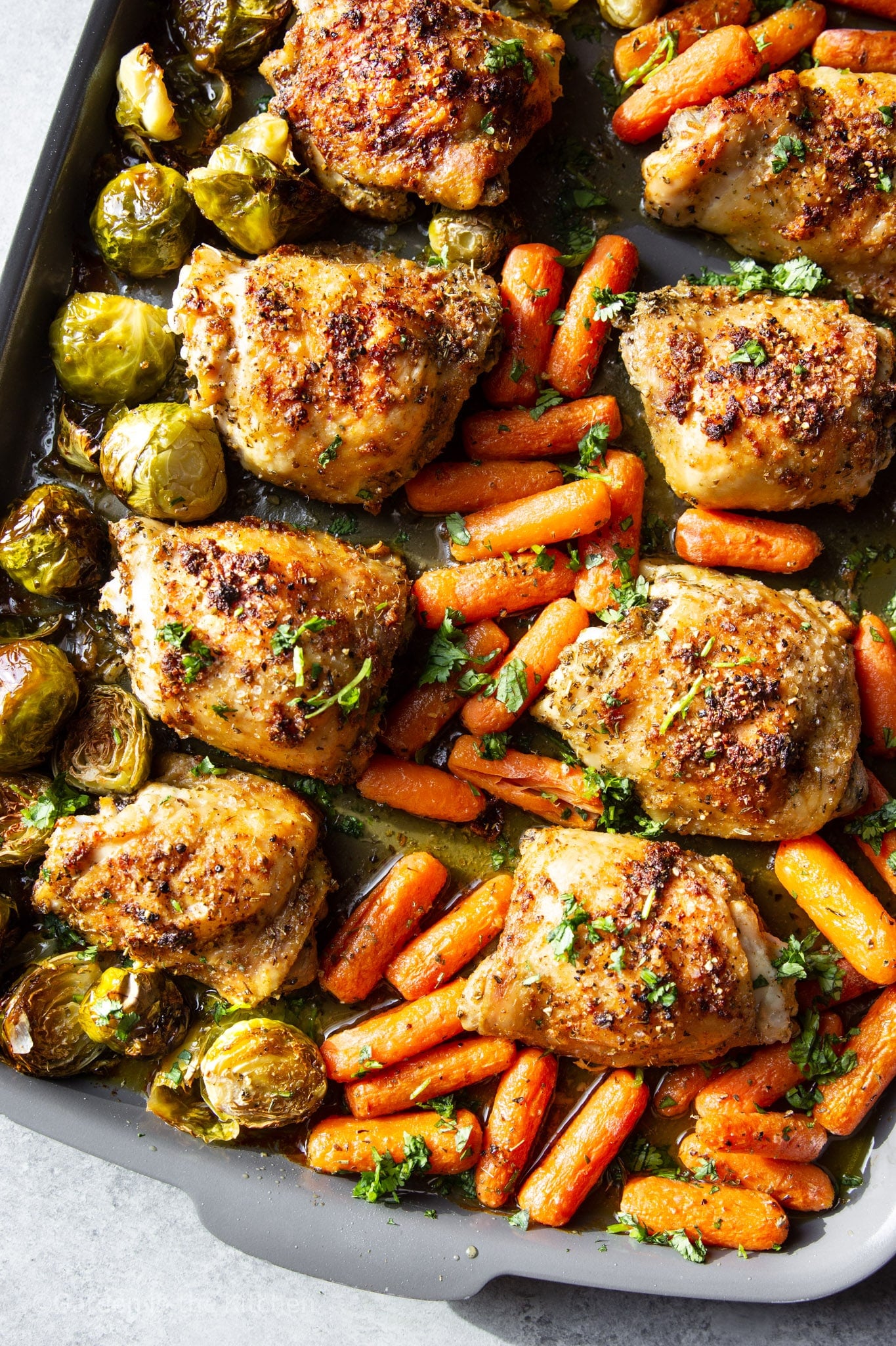 25 Sheet Pan Dinners: One-Tray Weeknight Meals in Under 45 Minutes
