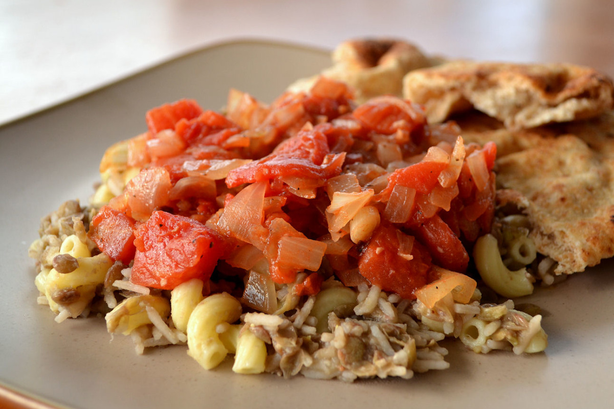18 Egyptian Recipes: Koshari, Molokhia & Cairo Home Cooking